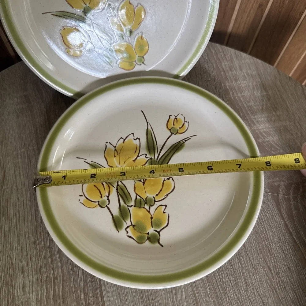 Vintage Stonybrook Stoneware 7 5/8